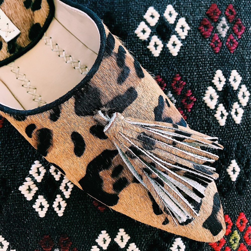 Llani Babouche in Leopard Hair